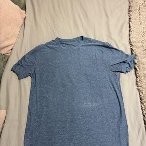 Men's Vuori Blue Shirt (size large)